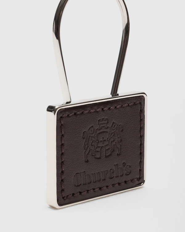 Charms en cuir et métal