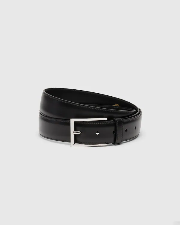Ceinture à boucle allongée en cuir de veau