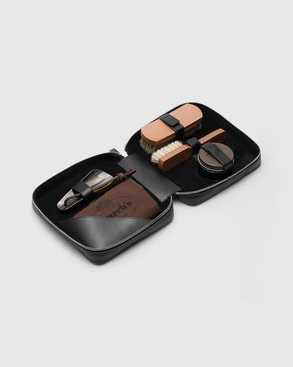 Kit d'entretien de chaussures de voyage Kit d'entretien de chaussures essentiel en cuir de veau imprimé cerf