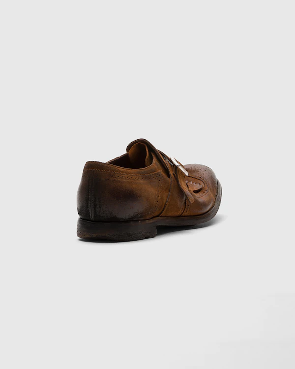 Chaussure à boucle en daim vintage Shanghai